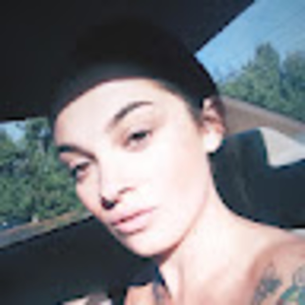 Meet your Posher, Lacy